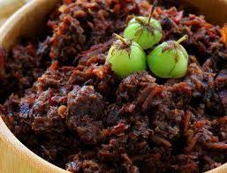 Cara membuat sambal tergolong mudah karena hanya membutuhkan beberapa bahan saja dan terutama adalah cabe. Resepi Sambal Hitam Pahang