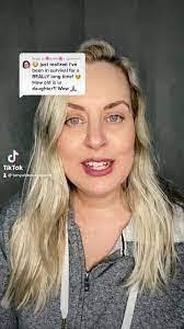 Melanie Maes's Instagram, Twitter & Facebook