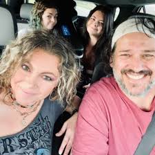 Who can redo a small bathroom in Huntington?