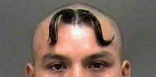 Ia merupakan orang yang memotong rambut cobain dan menyimpannya di dalam tas. 10 Potongan Rambut Ini Dijamin Buat Anda Tertawa