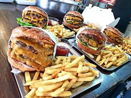 אמיגוס בורגר בר