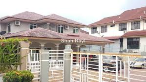 Smk bandar baru uda אוֹ סקולה מננגה קבנגסאן בנדר בארו uda הוא בית הספר התיכון הראשי בבנדאר בארו uda, ג'והור בהרו, ג'והור, מלזיה. Bandar Baru Uda Johor Bahru End Lot Bungalow 4 Bedrooms For Sale Iproperty Com My