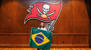 Ester Alencar: brasileira entre os bolsistas do Buccaneers