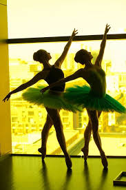 Pin By Erin Sydney On Pretty Pretty Dance Pictures Dance Photography Dance Photo Shoot