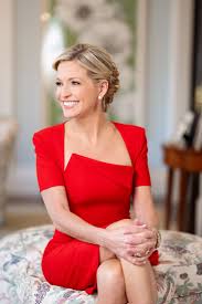 Ainsley Earhardt Talks Faith, Motherhood, & Her Fox News Ascent — The  Conservateur