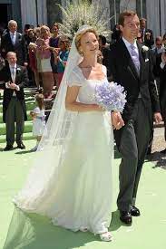 Royal Wedding Hrh Princess Carolina Of Bourbon Parma And Albert Brenninkmeijer 16 Jun 2012 Jacopo Raule Gett Royal Wedding Gowns Royal Brides Wedding Gowns
