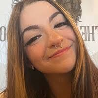 Sydney Hickman's Instagram, Twitter & Facebook