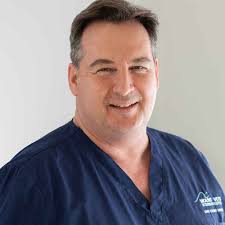 Meet the amazing veterinary team at Mount Vets