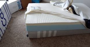 Casper Mattress And Leesa Mattress Side By Side Unboxing And First Impressions Leesa Mattress Casper Mattress Mattress