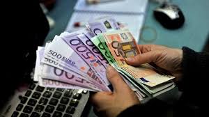 Currency converter to convert from romanian leu (ron) to euro (eur) including the latest exchange rates, a chart showing the exchange rate history for the last 1 ron is equal to 10,000 rol. Casa De Pensii Din Suceava A PlÄƒtit 100 000 De Euro Spitalizarea A Trei Romani RÄƒniÈ›i La MuncÄƒ In Germania Ziarul Romanesc Germania