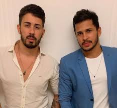 Mãe dos influenciadores lucas guimarães, babal e thiago. Carlinhos Maia Maira Medeiros Comenta Polemicas Em Video E Inicia Novo Debate Sobre O Assunto Purebreak