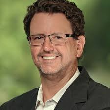 Lisa Steiger's Instagram, Twitter & Facebook