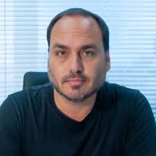 Carlos Bolsonaro posted