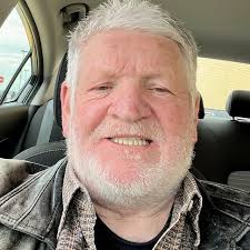 like if this anime cutie can send you selfies💞