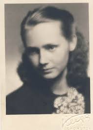Babička, barunka, terezka, adelka, vilko, ján. Dana Nemcova 1934