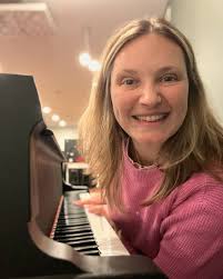 Elise Mark (@elisesmark) • Instagram photos and videos