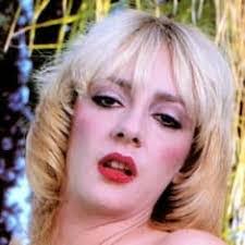 Ann Pierce's Instagram, Twitter & Facebook