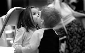 Kids Children Kiss Wallpaper Love Couple Images Kiss Pictures Baby Kiss