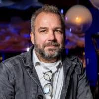 Patrick Aschmann's Instagram, Twitter & Facebook