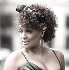 Hire Trina Johnson-Finn (Versatile Singer & Tribute Artist)