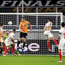 Y sí, el famoso gol de la mano de dios fue anotado también en éste mismo encuentro, unos cuatro minutos antes, era un partido que estaba destinado a ser historia. El Tatuaje De Ocampos En El Gol