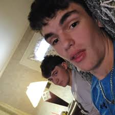 Yall go follow the twitch please. It's how you get to know me!