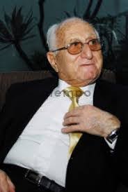 Victor Batarseh's Instagram, Twitter & Facebook