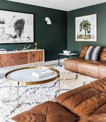 Warna kalem merupakan warna yang enak dimata dalam artian tidak terlalu gelap dan tidak terlalu terang sehingga sangat enak dilihat dan terasa damai. Warna Emas Dalam Rekabentuk Dalaman Gold Interior Design