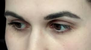 Seidig schimmerndes, gesundes haar ‐ inbegriff natürlicher schönheit und ausdruck von vitalität. Meine Erfahrung Mit Swiss O Par Augenbrauen Farben Review Schnelle Hilfe Nach Einem Missgluckten Versuch Mamizauber