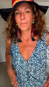 Delving deeper into my closet! 👗, Correction…I bought this Tigerlily dress  in 2016 (not 2005!) during a sabbatical in Australia & Bali. I am very  happy to rediscover it now and to pair it with my ...