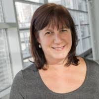 Stephanie Daoust's Instagram, Twitter & Facebook