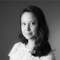 Mary Brace's Instagram, Twitter & Facebook