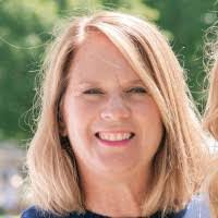 Julie Puls's Instagram, Twitter & Facebook