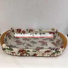 Longaberger Hostess Holly Berry Basket w/ Protector, Liner & Lid –  Dresden's Baskets and More