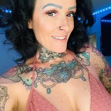 Devon Santana's Instagram, Twitter & Facebook