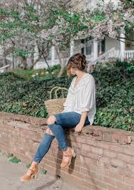 Flowy White Blouse Clogs Outfit Flowy White Blouse Clogs