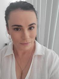 Gentle oil-based eye makeup remover recommendations