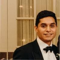 Everardo Reyes's Instagram, Twitter & Facebook