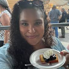 Day Before his Death, Malcolm Jamal Warner Names 7 Fellow Actors that he  Couldn't Working with Just a day before his death, Malcolm-Jamal Warner  made a shocking confession that no one ever