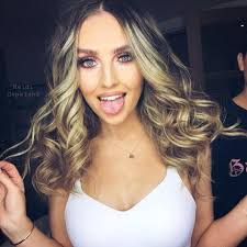 Heidi Copeland's Instagram, Twitter & Facebook