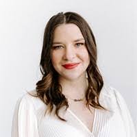 Michelle Carleton's Instagram, Twitter & Facebook