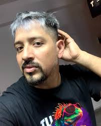 🔥Santiago del Estero me renueva🔥 Pegué nuevo look gracias a la querida  @adagrandiosa que me puso este colorete y me encanta. ¡Sos muy genia Ada!  ¡Gracias! "Tengo medias... Silvana..." Y aprovecho para