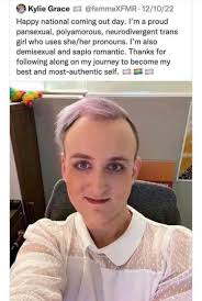 Dying 💀😭🤣😂