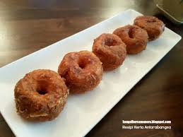 Keria gula melaka is a type of doughnuts that made of sweet potato and slicked with smoky gula melaka, malaysian palm sugar. Keria Gula Melaka Delicious Desserts Desserts Recipes
