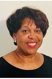 Sandra Ruff, Real Estate Agent