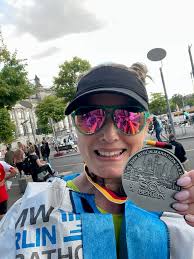 I am looking for a online running coach. Any recommendation?