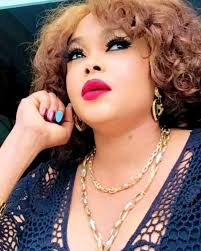 La Tiktokeuse congolaise BENITHA m@udit tous ceux qui ont regardé sa S£x  tape: “ Tout celui qui a cette vidéo dans son téléphone, je déclare une  maléd!ctions dans ta vie au nom