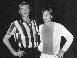 Maybe you would like to learn more about one of these? Il Pallone Racconta Francesco Morini