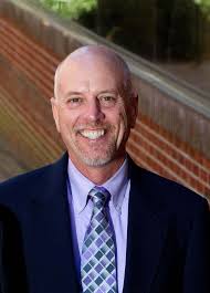 Rhodes named the Arthur School's executive director