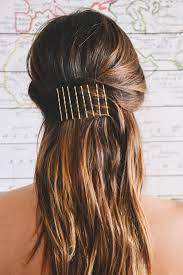 18 Cute Bobby Pin Hairstyles That Are Easy To Do Hair Styles Haircuts For Long Hair Hair Inspiration